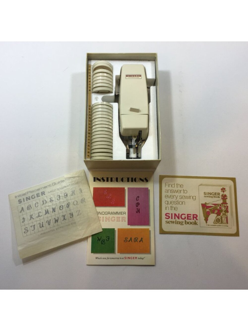 Vintage Singer Monogrammer Attachment 750 Series Zig-Zag Sewing Machines Manual - Picture 6 of 16